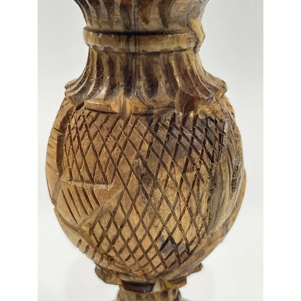 Hand-Carved Olive wood Vase Likely  from Bethlehem 5.5